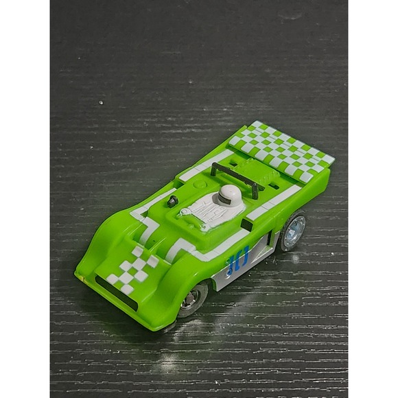 Vintage 1977 Ideal TCR Slot Car Jam Car Lime Green Checkered Flag #10 - Picture 1 of 5